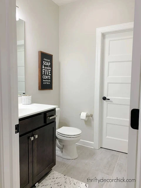 agreeable gray bathroom walls